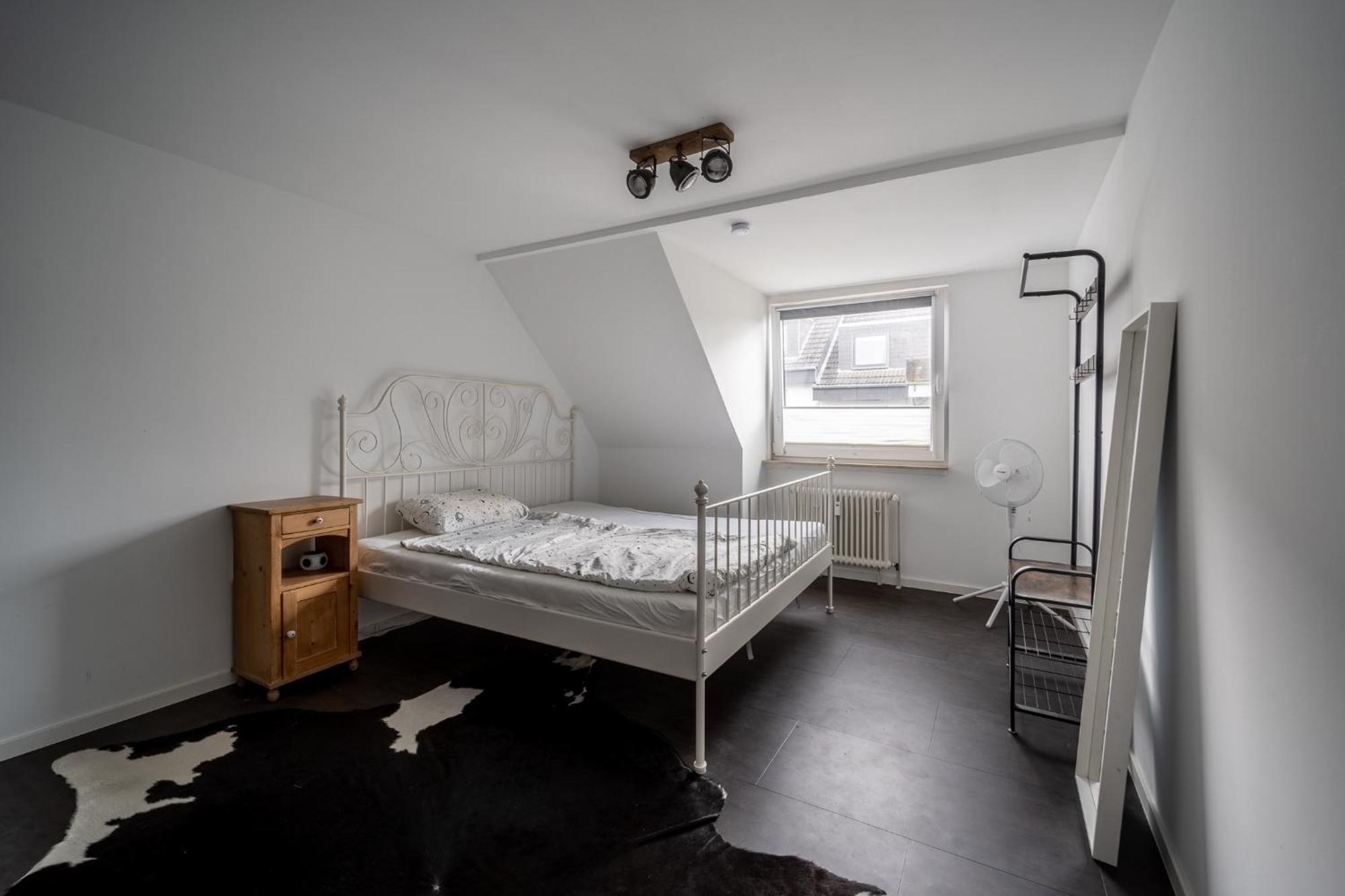 „Maisonette- Apartment“ เอสเซน ภายนอก รูปภาพ